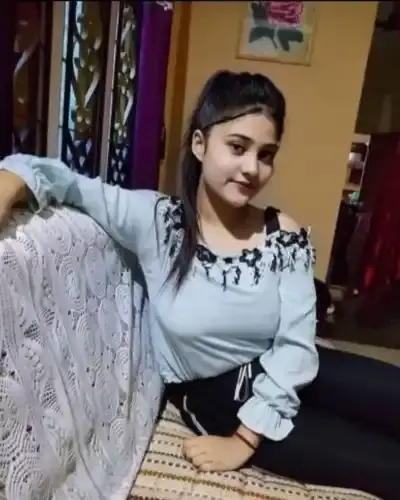 Call Girls Service in Alongkima